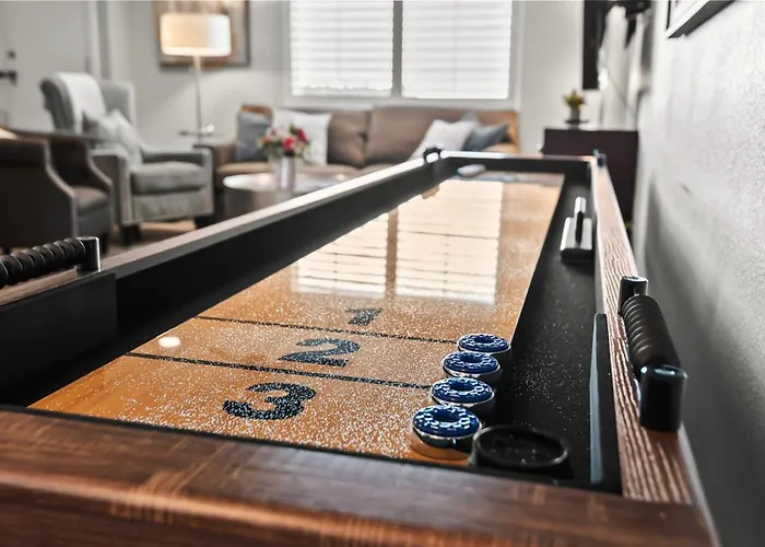 Escape: Patio | Games | Workspace Holiday home Scottsdale