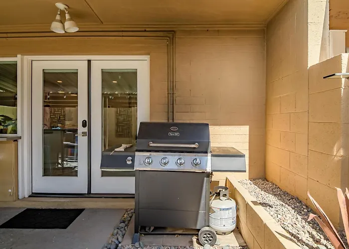 Holiday home Escape: Patio | Games | Workspace *